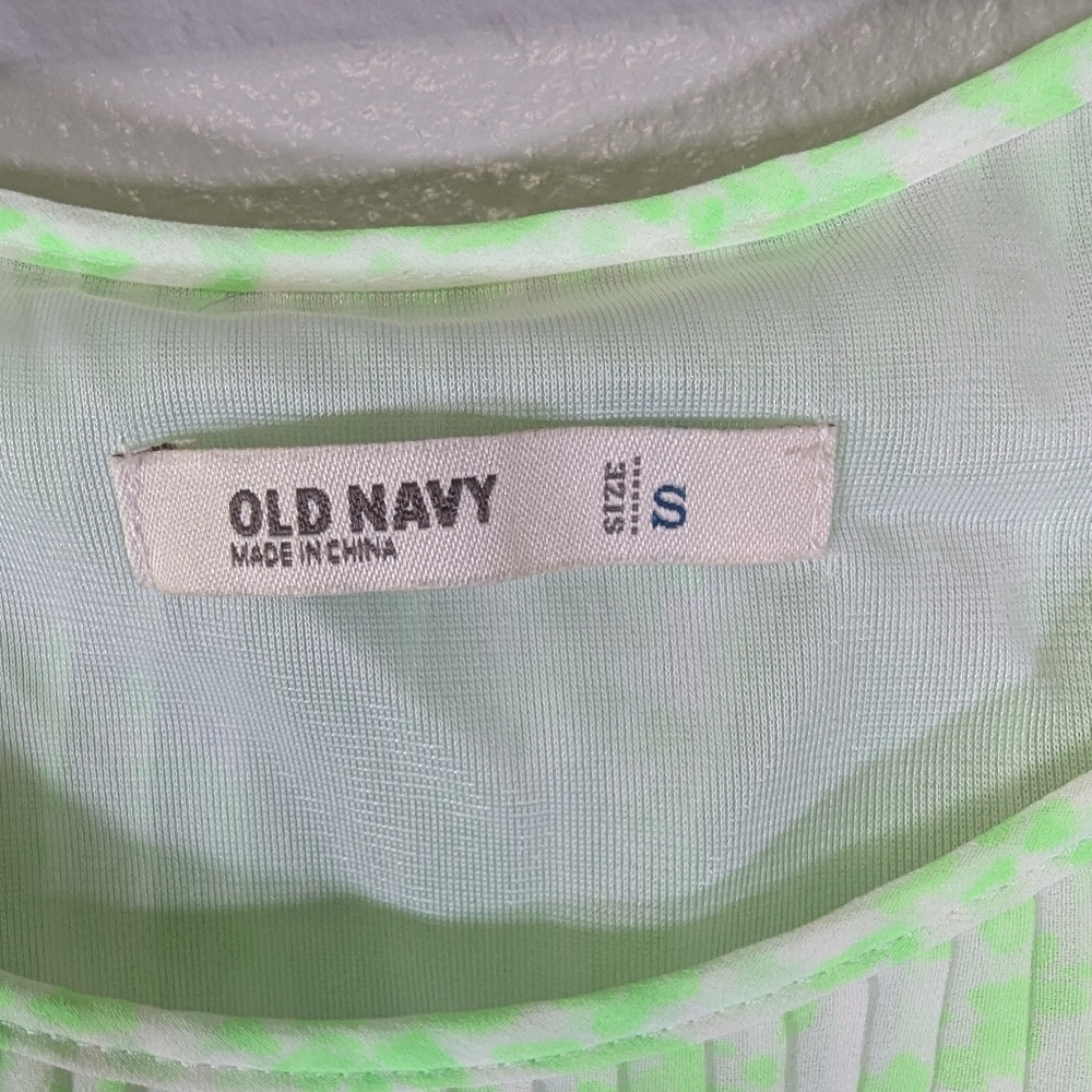 Old Navy lime green and white spaghetti strap top size small - Picture 6 of 6